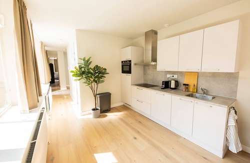 Centrum Appartement | Upscale Haven 2BDR Apartment WS