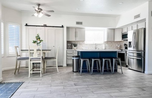 Power Ranch Maison | Upscale Home, Award Winning Golf, Trails & Parks, Private Heated Pool and More!