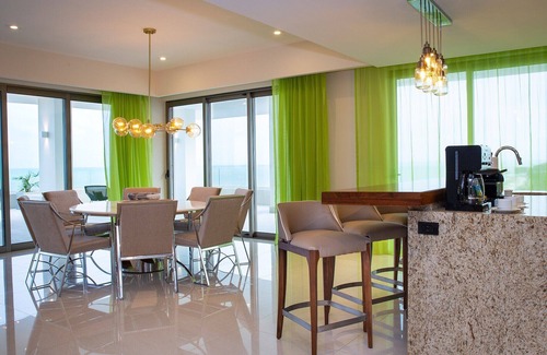 Cancun Appartement | Upscale Luxurious 3 Bedroom Penthouse Loft with All-Inclusive Option
