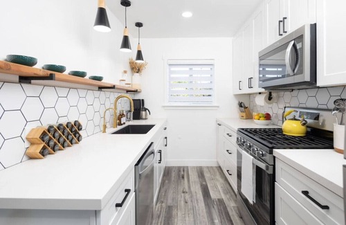 Grant Hill Maison | Upscale Oasis, Downtown SD, BBQ, Fire Pit & More!