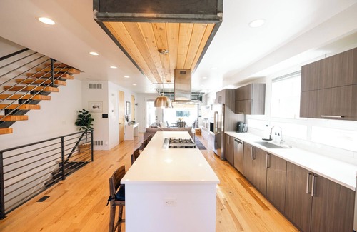 Sloan Lake Maison | Upscale Townhome in SloHi, Minutes From Downtown, 4BR, Kid Friendly