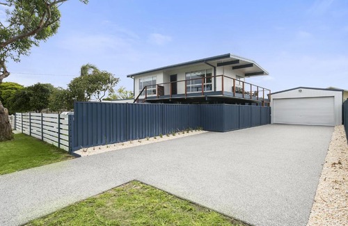 Dromana Appartement | Upstairs Cottage On Beachurst