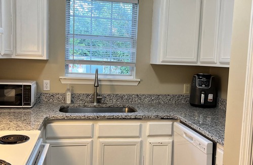 Valdosta Appartement | Upstairs Duplex Near VHS Stadium