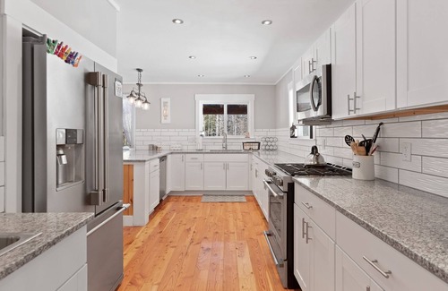 Burlington Flats Maison | Upstate Hideaway-ON Butternut Creek-78 Acres!