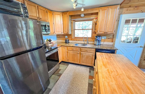 Hollowville Cabine | Upstate Private Cabin Getaway