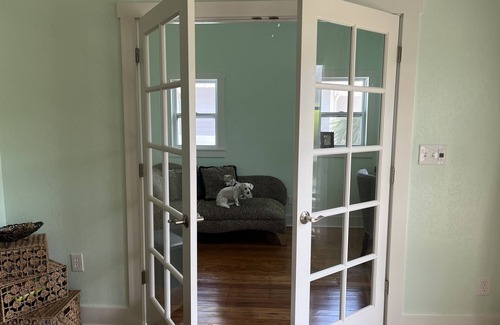 Historic Uptown Maison | Uptown Bungalow 2/2