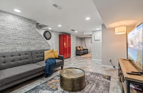 Olney-Oak Lane Maison | Uptown Gem! A Family Home Free Early Check-in!