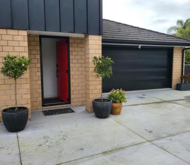 Whakatane Maison | Uptown on Simpkins
