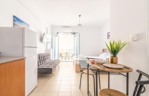 Heraklion Appartement | Urban Apt Next University 5