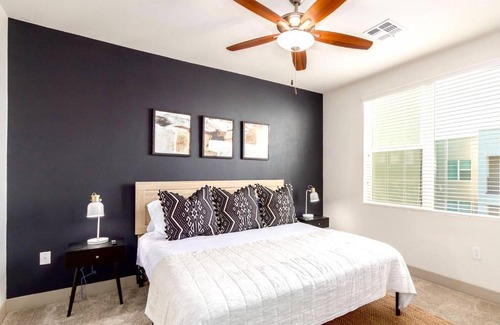Tempe Appartement | Urban Aztec Luxury in the Heart of Tempe w 2 King Bed by Lokal Stays