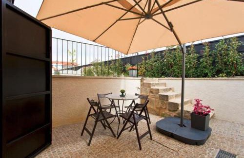 Santa Marinha Appartement | Urban Cabin