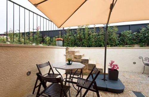 Santa Marinha Appartement | Urban Cabin