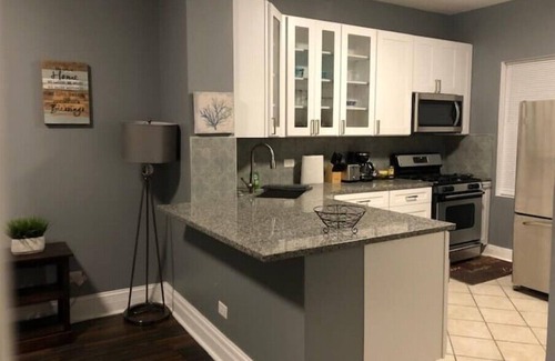 Little Village Appartement | Urban Coach Penthouse - Minutes from downtown