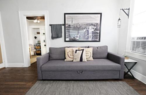 Lower Greenville Appartement | Urban Convenience Studio Flat
