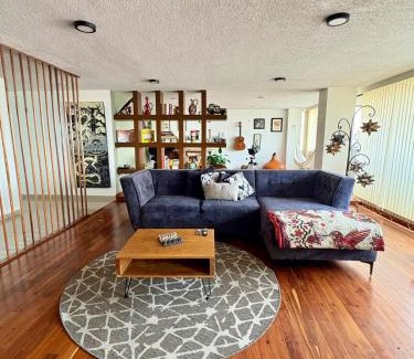 Los Morales Appartement | Urban Elegance