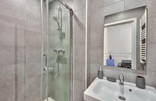 Quartier du Faubourg-Montmartre Appartement | Urban Flat 35 - 2 Bedroom Apartment Grands Boulevards