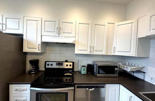 Maisonneuve Appartement | Urban Getaway in Hochelaga – Bright 1BR Apartment