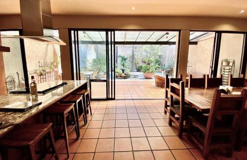 Guadalajara Maison | Urban Hacienda downtown, tranquil, spacious, jacuzzi