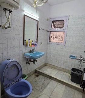 Chittaranjan Appartement | Urban Haven Private Suite Floor CR Park GK2