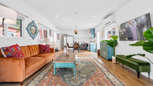 Hollywood Hôtel | Urban Jungle by AvantStay A Location Steps to Hollywood Must-Sees