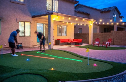 Phoenix Maison | Urban Living in Glendale AZ, 4 Miles from Westgate!