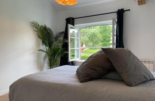 Lisieux Appartement | Urban Loft & Country Vibes