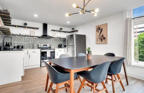 Seward Place Appartement | Urban Nest #5 Modern apartment steps to Proctors