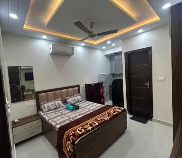 East of Kailash Appartement | Urban Nest in South Delhi