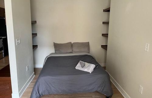 Downtown Des Moines Appartement | Urban Oasis Downtown Condo with Skywalk Access 6