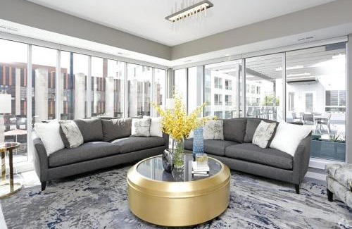 Downtown Des Moines Appartement | Urban Oasis Downtown Condo with Skywalk Access 6