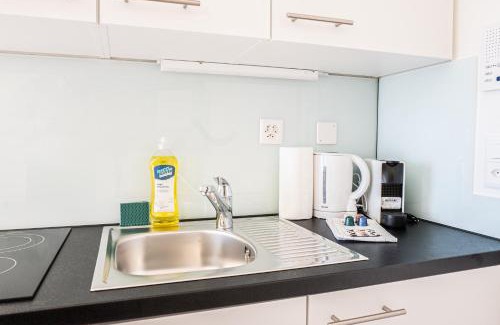 Sihlfeld Appartement | Urban Oasis with Queen Bed and View BE-13