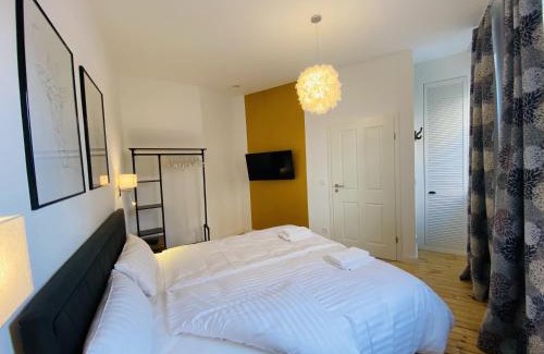 Ottensen Appartement | URBAN STAY Hamburg - Apartments "BACKBORD" & "STEUERBORD mit Sauna"