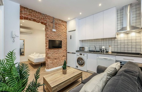 Bellas Vistas Appartement | Urban Tranquility in Madrid - Ideal for Couples