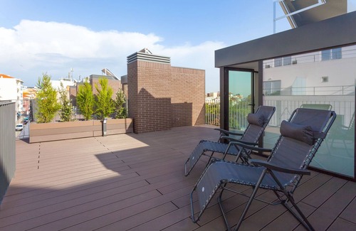 Lapa Appartement | VUE URBAINE MAISON DE VILLE ARRABID 4 NIVEAUX TERRASSE PRIVÉE & GARAGE POUR DEUX