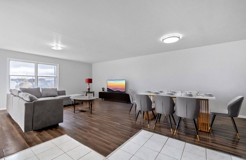 Constable Hook Maison | UrbanNest XL: Sleeps 13+