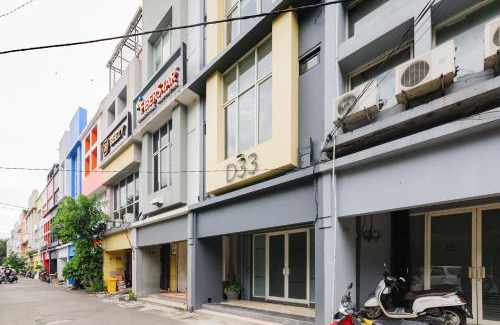 Jakarta Hôtel | Urbanview Syariah Kost D33 Hutan Kota Srengseng