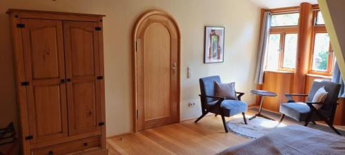 Walmsburg Appartement | Urlaubsnest Das Künstlerrefugium