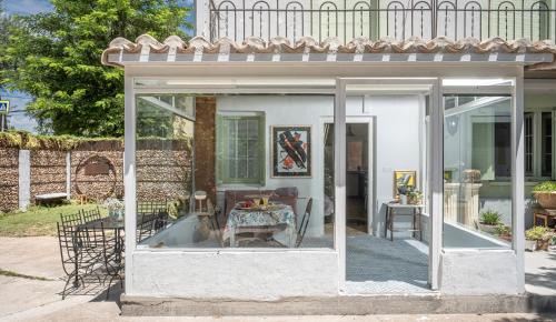Urunuela Maison | Uruñuela, un jardín entre viñedos en La Rioja by encasadeainhoa