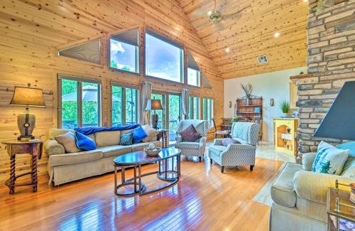 Payson Maison | Log Cabin in Payson with Deck, Mtn and Creek Views