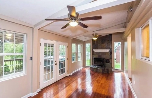 Bairdford Maison | US OPEN RENTAL- 3 bedroom- 10 mins from Oakmont Country Club