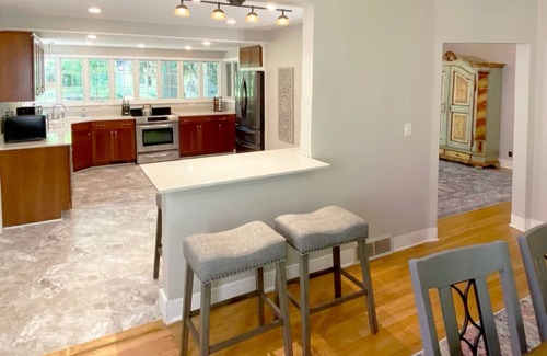 Shorewood-Tower Hills-Harbert Maison | Scenic Sawyer Dunes Pool House
