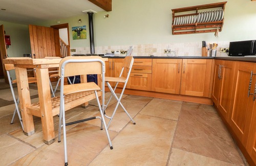 Fourstones Near Bentham Cottage | Usherwoods Dairy, TATHAM