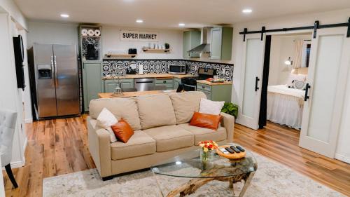 Scera Park South Appartement | Utah Valley Retreat - Luxurious Self check-in Apt, UVU BYU, EV Charge