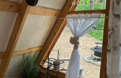 Sidney Cabine | Utopia - Glamp site in Sidney NY