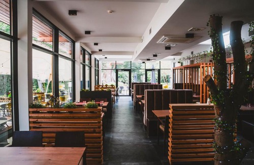Jurbise Hôtel | Utopia Hotel - Art & Nature Hotel