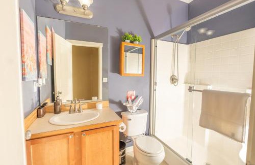 Bonney Lake Villa | Uttopia Luxury Stay - Lake Tapps