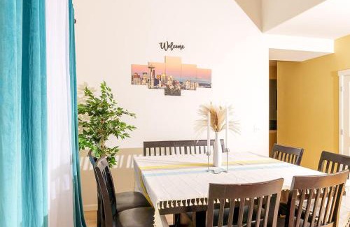 Bonney Lake Villa | Uttopia Luxury Stay - Lake Tapps