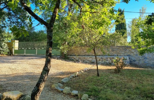 Lussan Maison | Ancienne bergerie proche d'Uzès et de Lussan, au cœur de la Provence Gardoise.