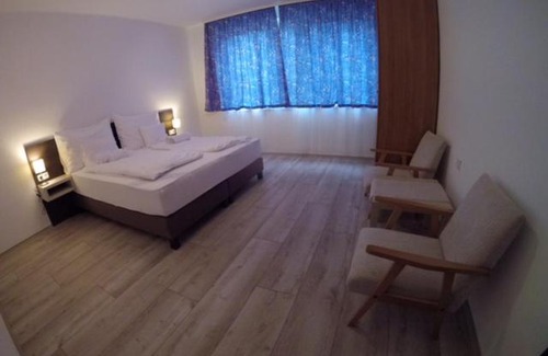 Siofok Appartement | VÁRLAK VENDÉGHÁZ Apartman 1