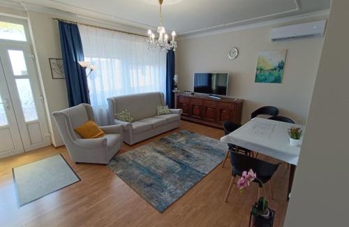 Dunafoldvar Appartement | Várnegyed Apartman